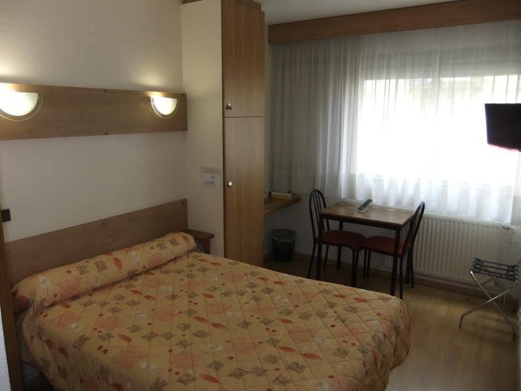 Greet Hotel Grenoble Centre Gare Exterior photo